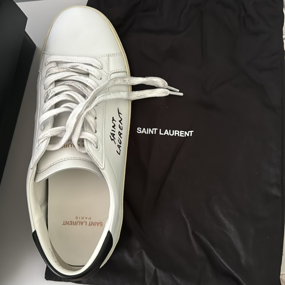 Size 40. Beautiful and worn once! - Picture 2 of 5